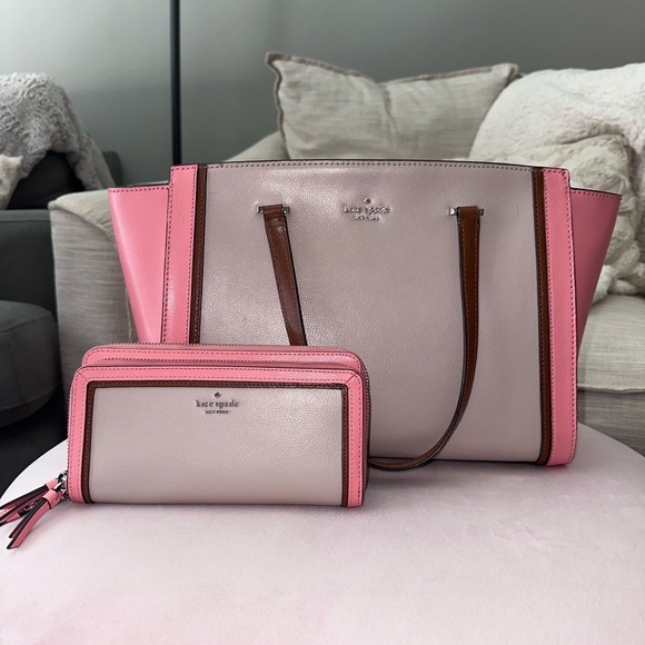 kate spade Handbags - Kate Spade Purse & Walet